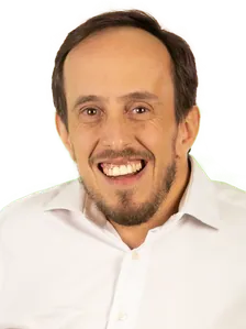 Professional portrait of Paulo Ganime, keynote speaker, board member and advisor